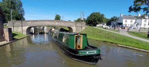 Narrowboat holidays in the heart of England, Canal boat hire